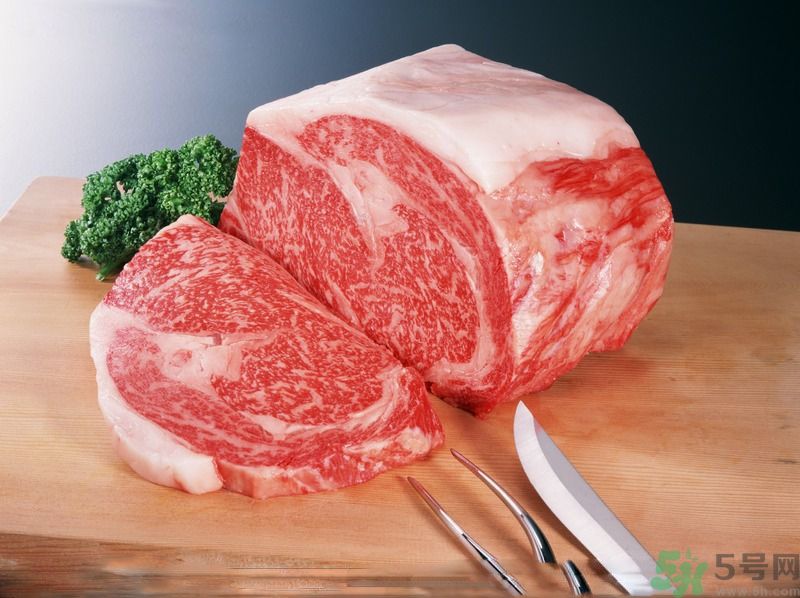 吃生肉長寄生蟲？哪些生肉吃了會致命？