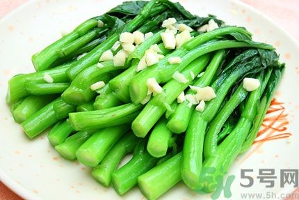 炒青菜為什么發(fā)黑？炒青菜發(fā)黑怎么辦？