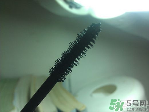 菲詩(shī)小鋪睫毛膏怎么樣？the face shop睫毛膏好用嗎？