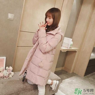 小個(gè)子女生適合穿什么羽絨服？個(gè)子矮的女生適合什么羽絨服