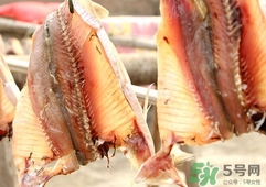 腌臘魚放什么調(diào)料?腌臘魚放什么調(diào)味品?