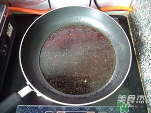 肉丸子可以用面粉嗎？肉丸子用什么粉？