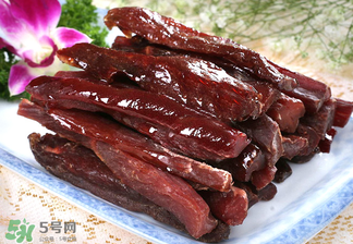 風(fēng)干牛肉是生的嗎？風(fēng)干牛肉是生的還是熟的？