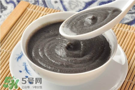 芝麻糊不能和什么一起吃？芝麻糊與哪些食物相克？