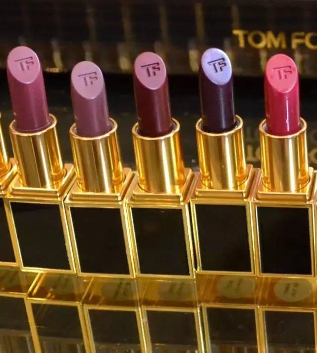 tom ford和迪奧哪個好？tom ford口紅和dior口紅哪個好？