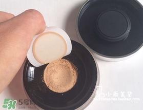 bareminerals礦物粉底怎么用？bareminerals貝茗礦物粉底使用方法