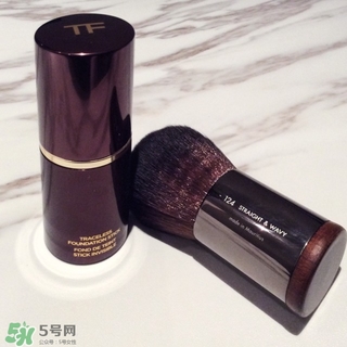 tom ford粉底棒怎么用？tom ford粉底棒使用方法