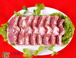 羊肉有點(diǎn)發(fā)臭還能吃嗎？羊肉有點(diǎn)臭味怎么去除？