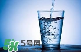 30天不喝飲料，妹子的對比照令人震驚 喝白開水的好處