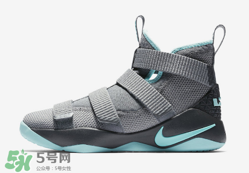 nike lebron soldier 11 igloo多少錢(qián)？耐克士兵11冰屋配色價(jià)格