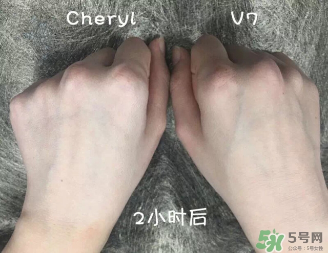 cheryl阿古屋珍珠粉素顏霜和蒂佳婷v7素顏霜對(duì)比