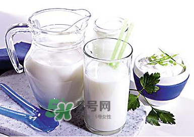 牛初乳孕婦可以吃嗎？牛初乳產(chǎn)婦可以吃嗎？