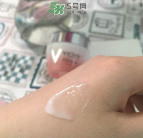 薇姿水光煥白乳霜怎么樣？薇姿水光煥白乳霜好用嗎？