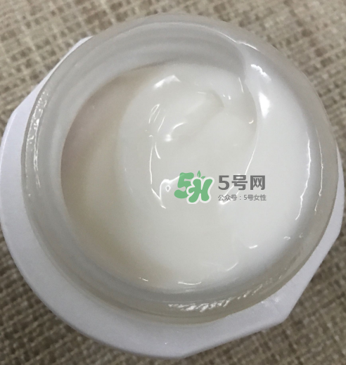 薇姿水光煥白乳霜怎么樣？薇姿水光煥白乳霜好用嗎？