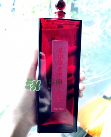 資生堂紅色蜜露搭配什么乳液？紅色蜜露搭配什么使用