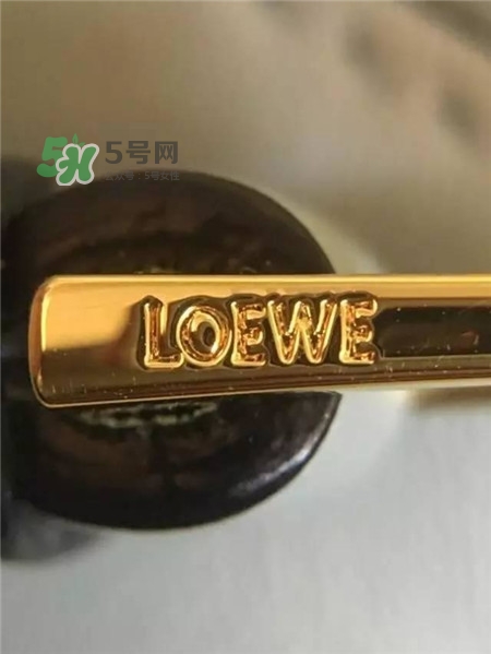 羅意威puzzle包真假怎么辨別_loewe puzzle包真假對(duì)比圖