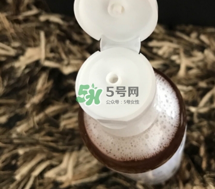 科顏氏金盞花水和黛珂紫蘇水哪個(gè)好？金盞花和紫蘇水對比