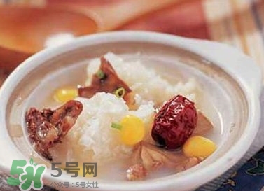 什么食物潤肺止咳？潤肺止咳湯的做法大全 