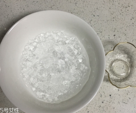 雪燕可以煮嗎？來(lái)看看雪燕的烹煮過(guò)程