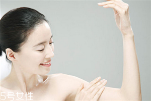 身體乳什么牌子好用又補(bǔ)水 好用又顏值滿分身體乳推薦