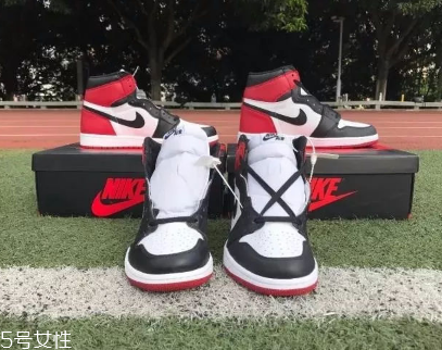 aj 1黑腳趾真假對比 aj1黑腳趾真品原來這樣鑒定