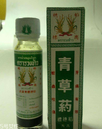 青草油可以治腳氣嗎？青草油治腳氣好用嗎？