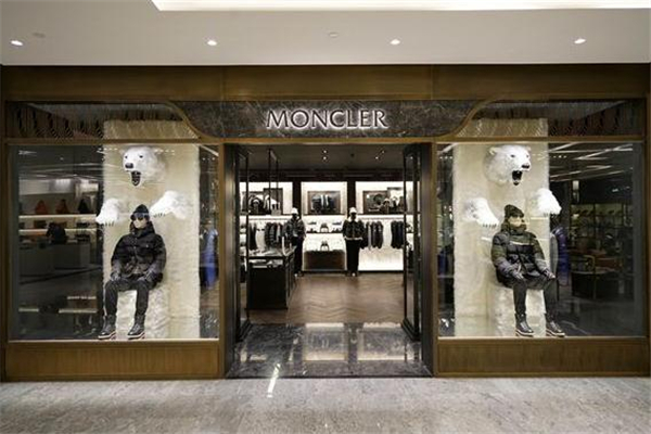 moncler和加拿大鵝哪個(gè)好 羽絨品牌大比拼