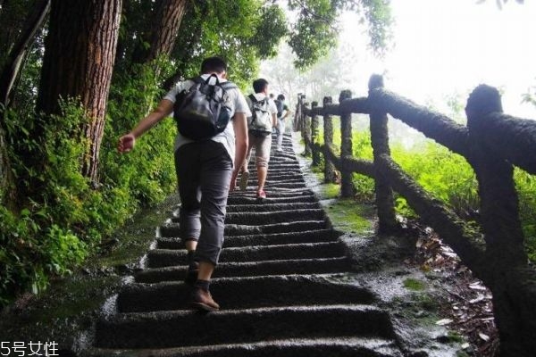 吃早餐后要多久才能爬山 爬山注意事項(xiàng)